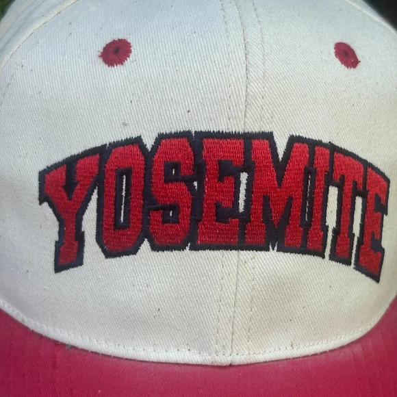 Yosemite Embroidered Snapback Trucker Cap NWOT - Picture 6 of 7